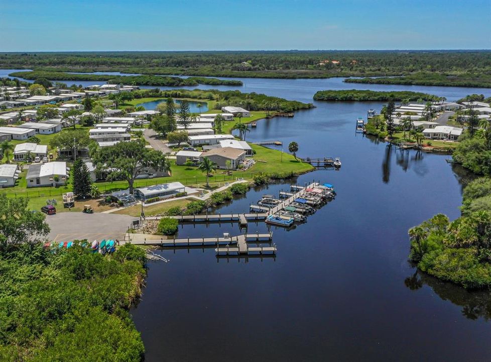 Active With Contract: $184,900 (2 beds, 2 baths, 1288 Square Feet)