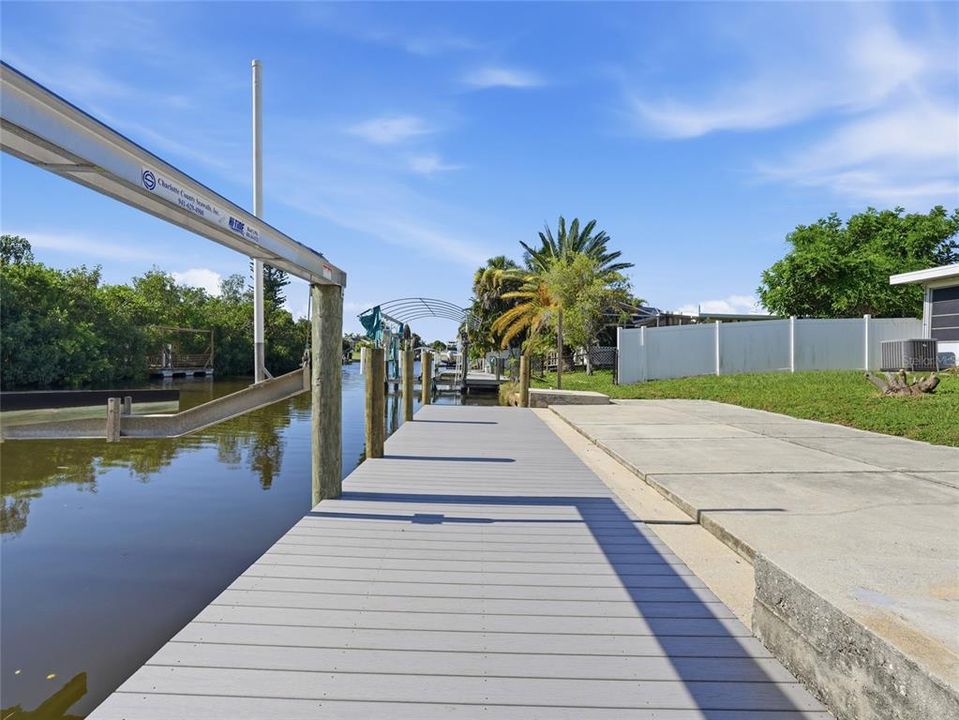 For Sale: $350,000 (3 beds, 2 baths, 1514 Square Feet)