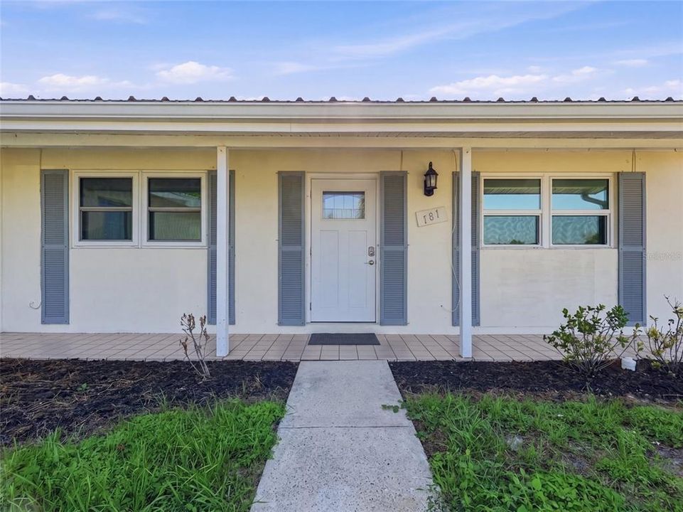 For Sale: $350,000 (3 beds, 2 baths, 1514 Square Feet)
