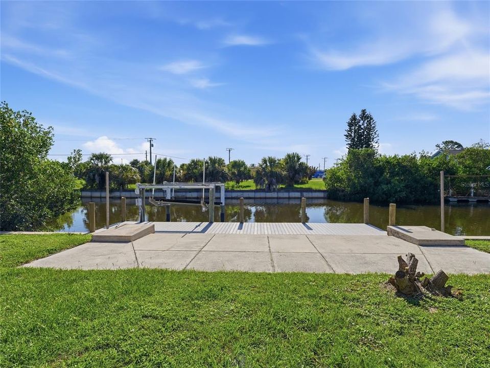 For Sale: $350,000 (3 beds, 2 baths, 1514 Square Feet)