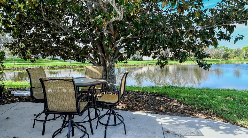 For Sale: $279,000 (2 beds, 2 baths, 1106 Square Feet)