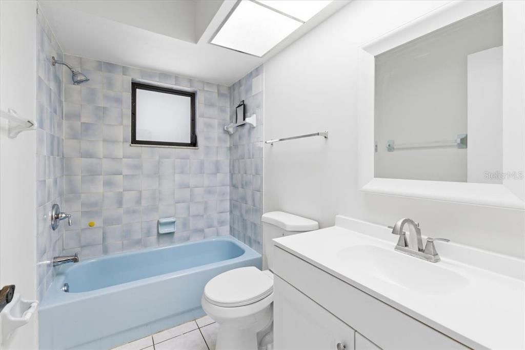В аренду: $1,325 (2 спален, 2 ванн, 1231 Квадратных фут)