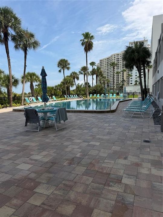 For Rent: $5,000 (2 beds, 2 baths, 1094 Square Feet)