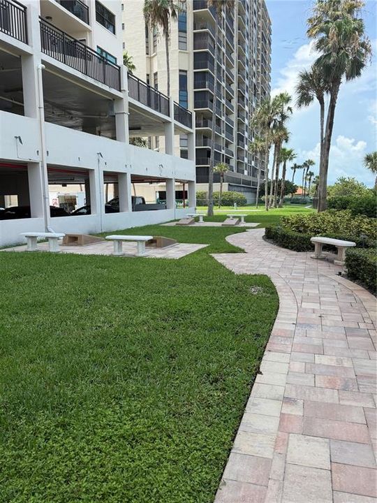 For Rent: $5,000 (2 beds, 2 baths, 1094 Square Feet)