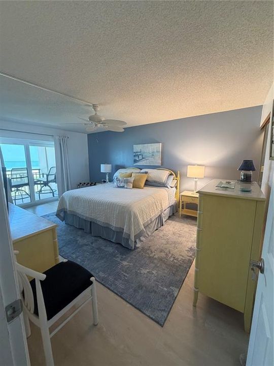 For Rent: $5,000 (2 beds, 2 baths, 1094 Square Feet)
