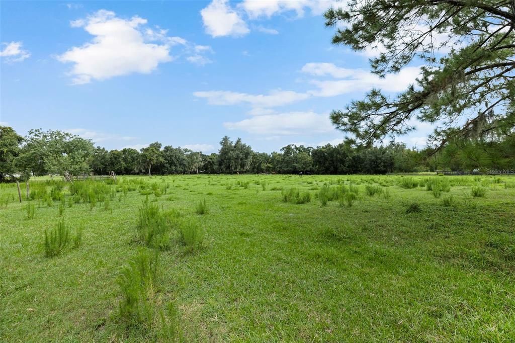 For Sale: $825,000 (10.60 acres)