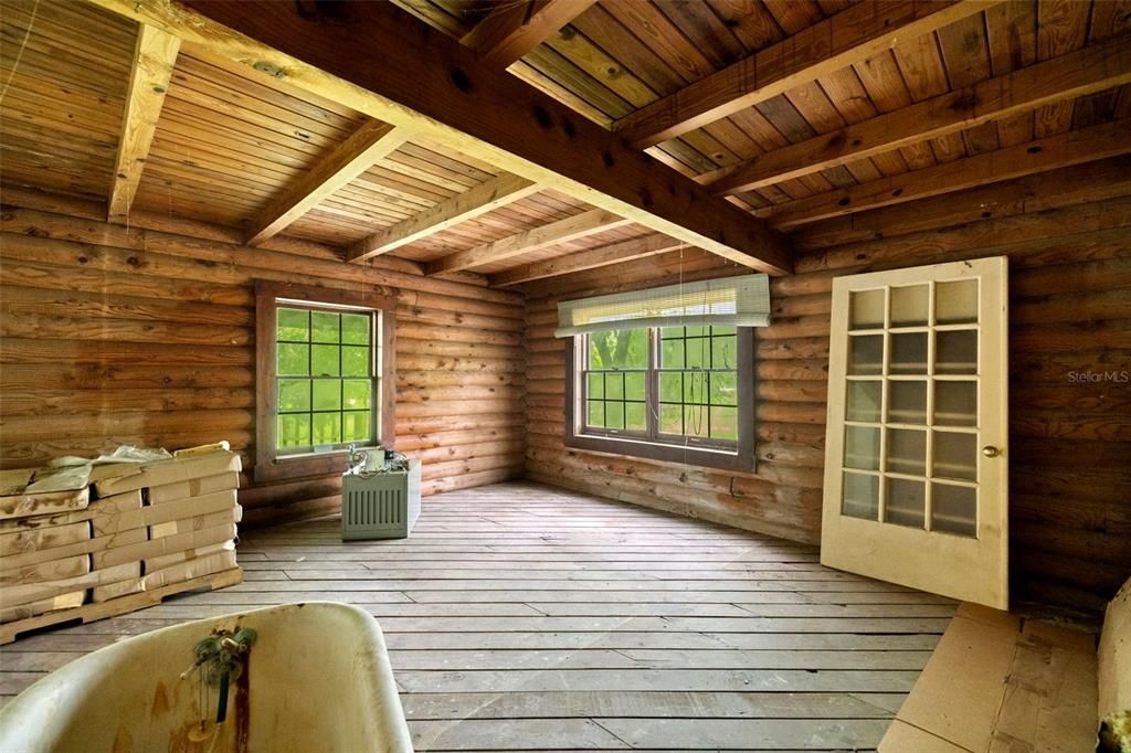 For Sale: $825,000 (10.60 acres)