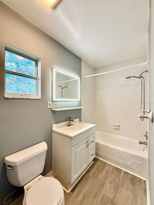 For Rent: $2,350 (3 beds, 3 baths, 1198 Square Feet)
