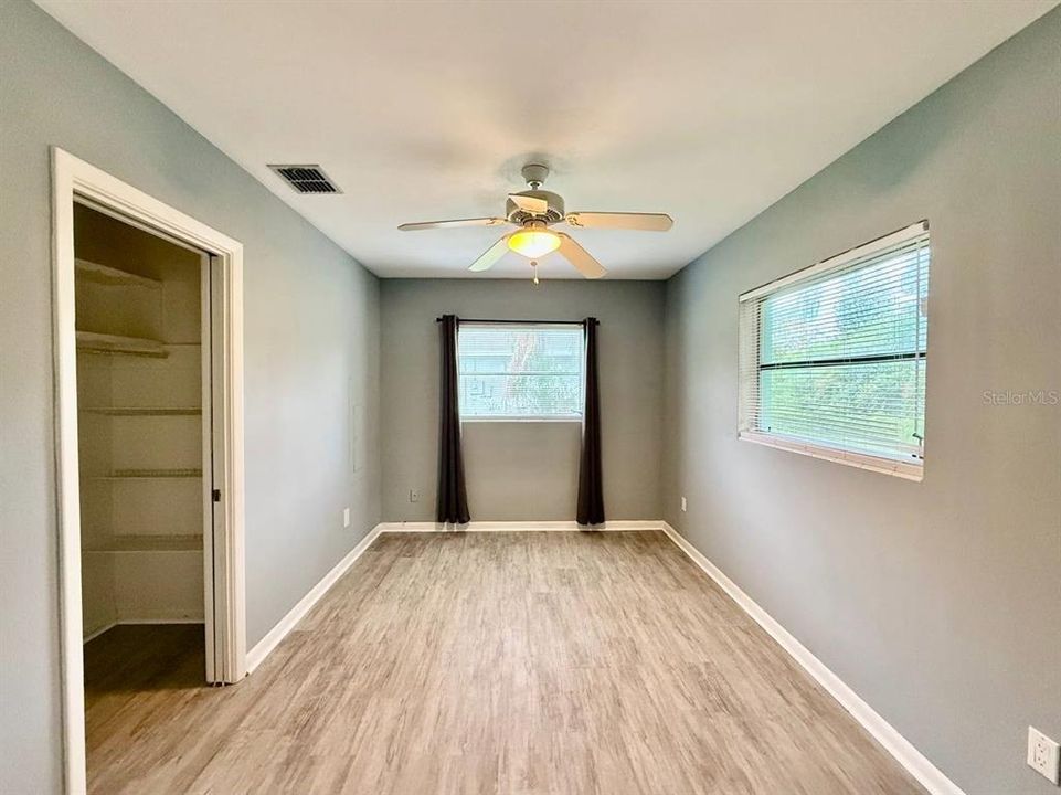 For Rent: $2,350 (3 beds, 3 baths, 1198 Square Feet)