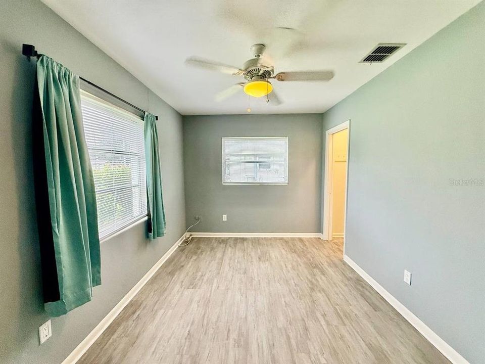 For Rent: $2,350 (3 beds, 3 baths, 1198 Square Feet)