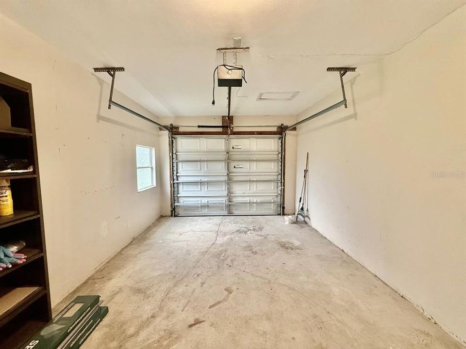 For Rent: $2,350 (3 beds, 3 baths, 1198 Square Feet)