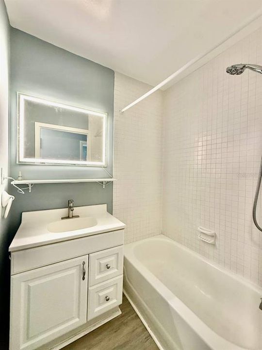 For Rent: $2,350 (3 beds, 3 baths, 1198 Square Feet)