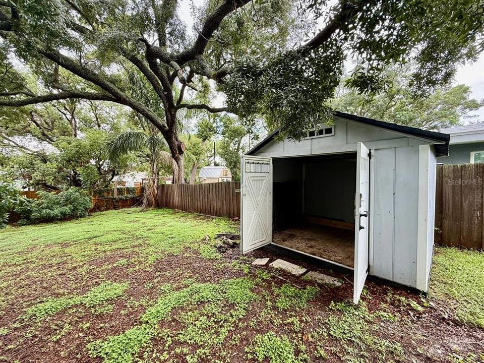 For Rent: $2,350 (3 beds, 3 baths, 1198 Square Feet)