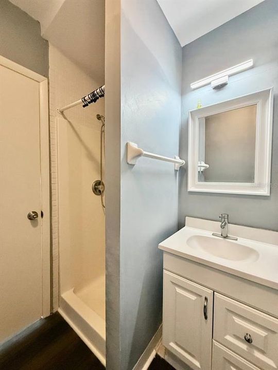 For Rent: $2,350 (3 beds, 3 baths, 1198 Square Feet)