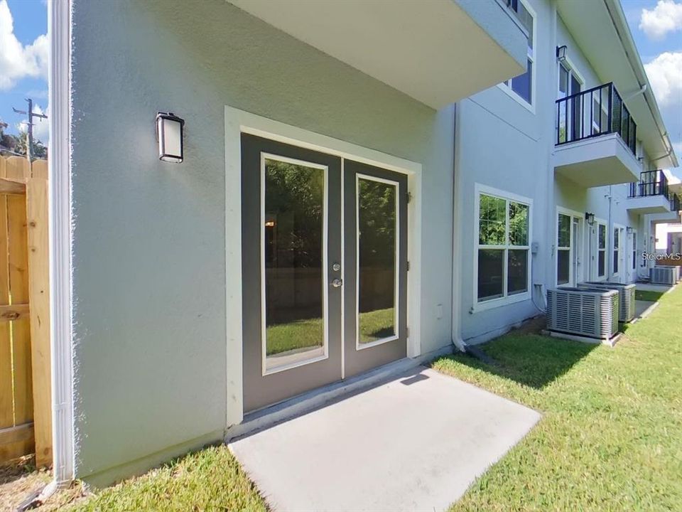 For Rent: $2,650 (3 beds, 2 baths, 1725 Square Feet)