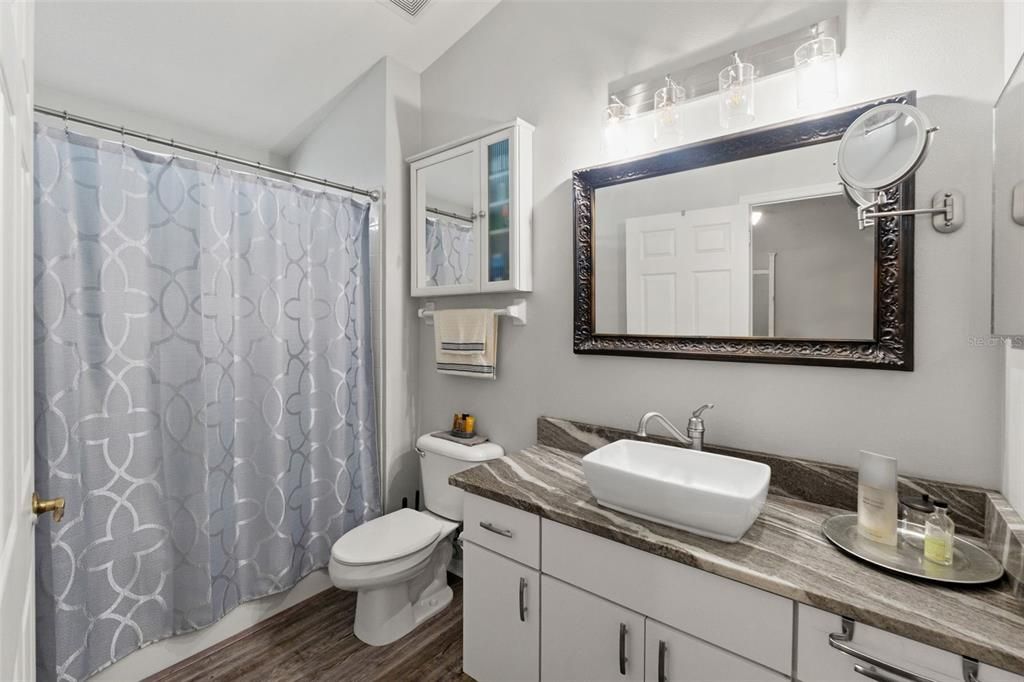 For Sale: $349,900 (3 beds, 2 baths, 1248 Square Feet)