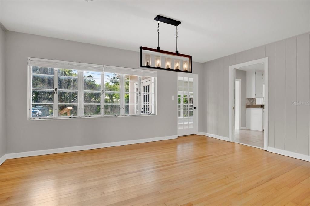 En Venta: $525,000 (3 camas, 2 baños, 1617 Pies cuadrados)
