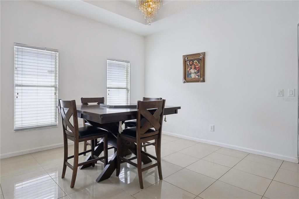 For Sale: $495,000 (3 beds, 2 baths, 2039 Square Feet)