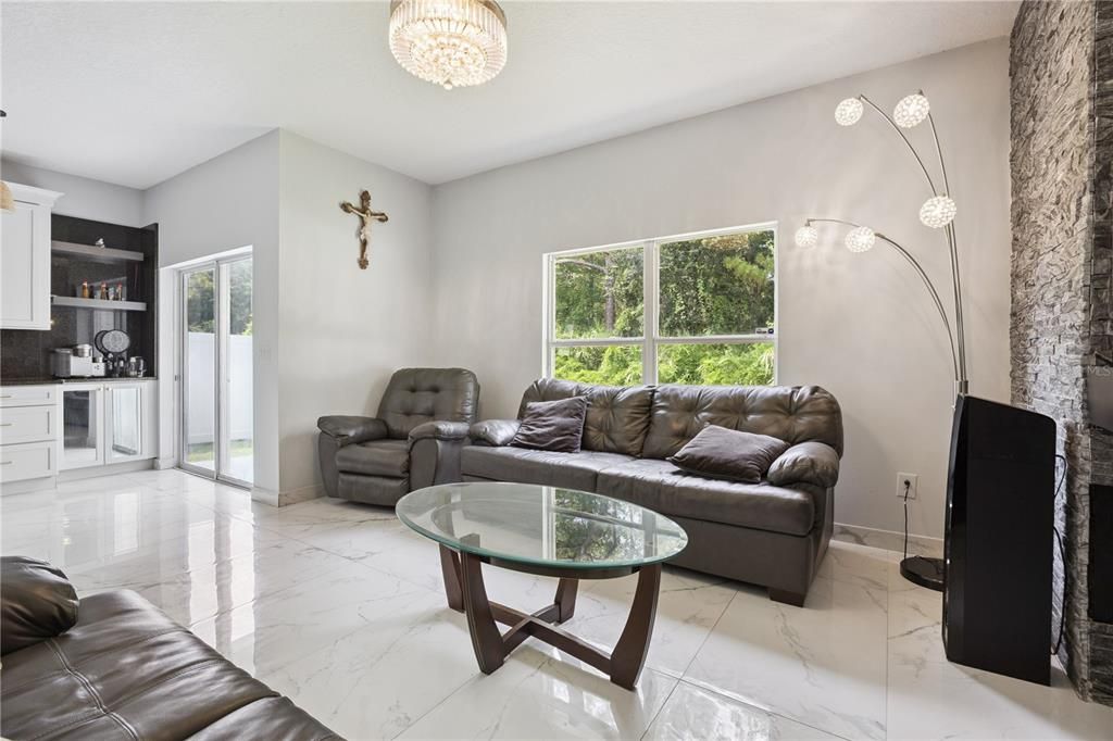 For Sale: $495,000 (3 beds, 2 baths, 2039 Square Feet)