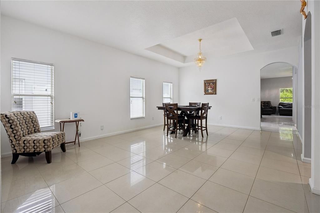 For Sale: $495,000 (3 beds, 2 baths, 2039 Square Feet)