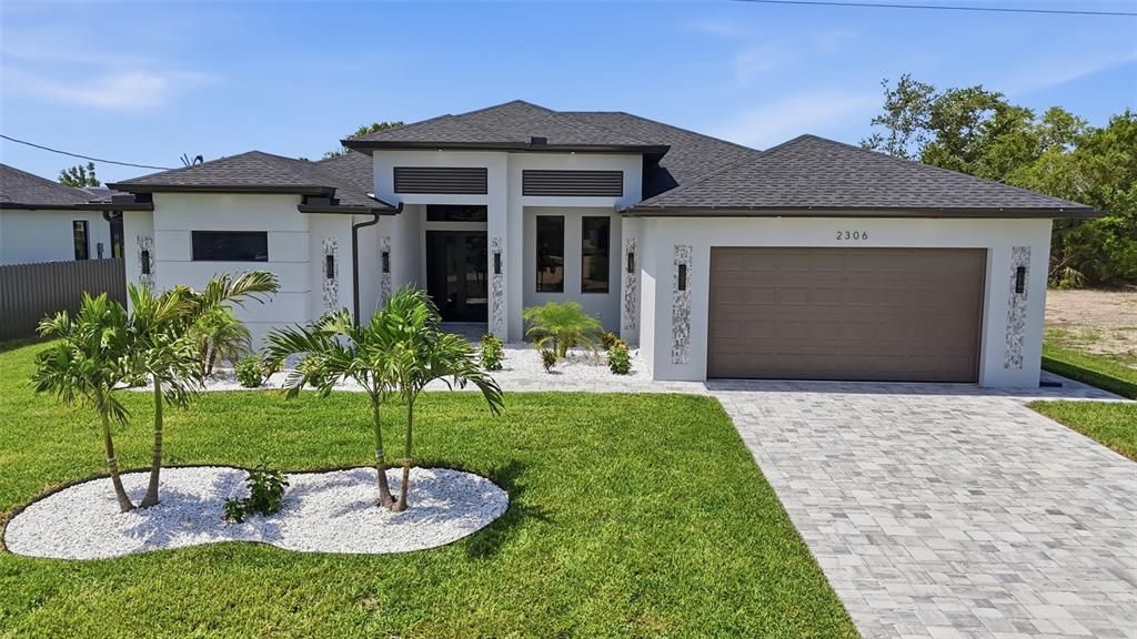 For Sale: $694,900 (3 beds, 3 baths, 2131 Square Feet)