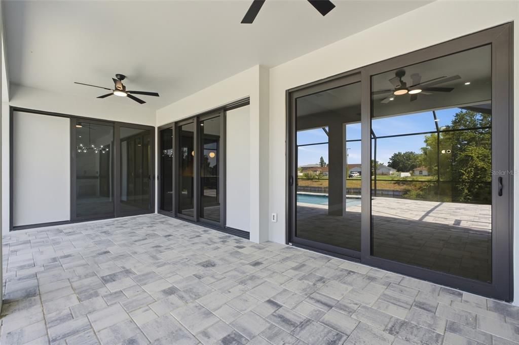 For Sale: $694,900 (3 beds, 3 baths, 2131 Square Feet)