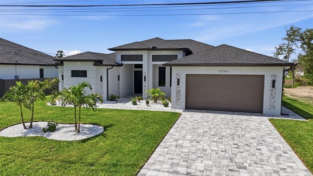 For Sale: $694,900 (3 beds, 3 baths, 2131 Square Feet)