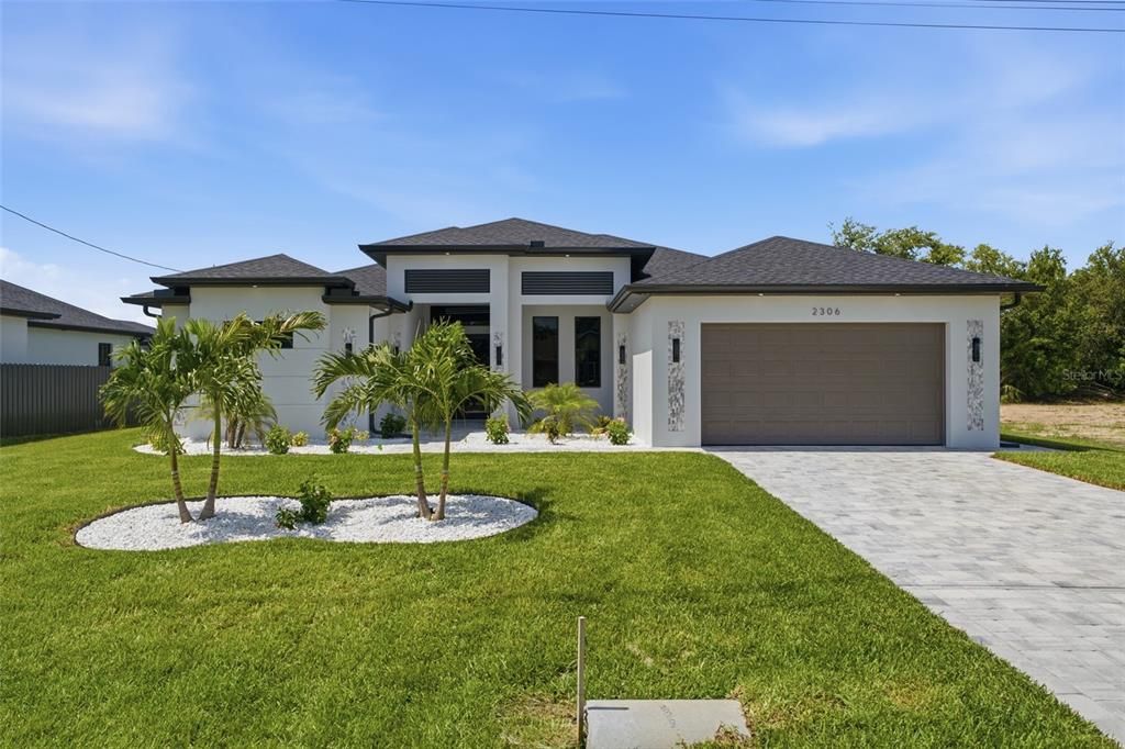 For Sale: $694,900 (3 beds, 3 baths, 2131 Square Feet)