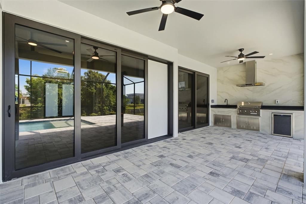 For Sale: $694,900 (3 beds, 3 baths, 2131 Square Feet)