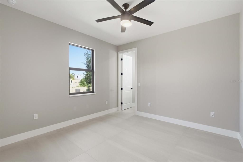 For Sale: $694,900 (3 beds, 3 baths, 2131 Square Feet)