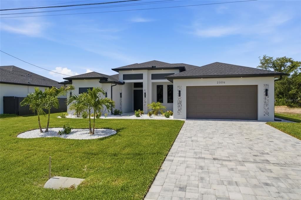 For Sale: $694,900 (3 beds, 3 baths, 2131 Square Feet)