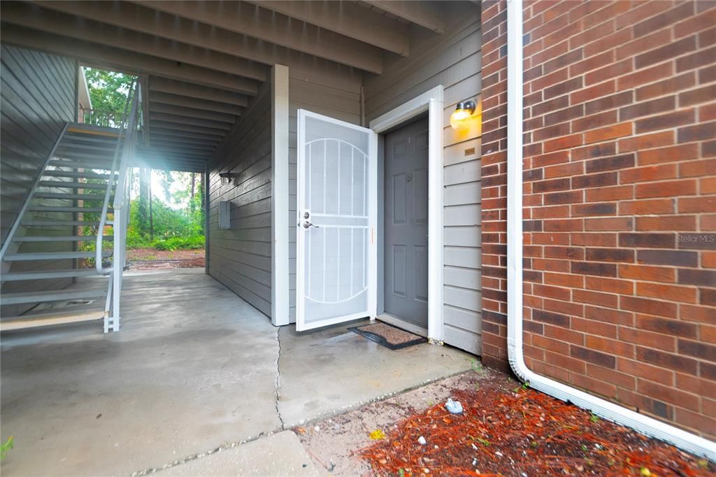 For Rent: $1,425 (1 beds, 1 baths, 525 Square Feet)
