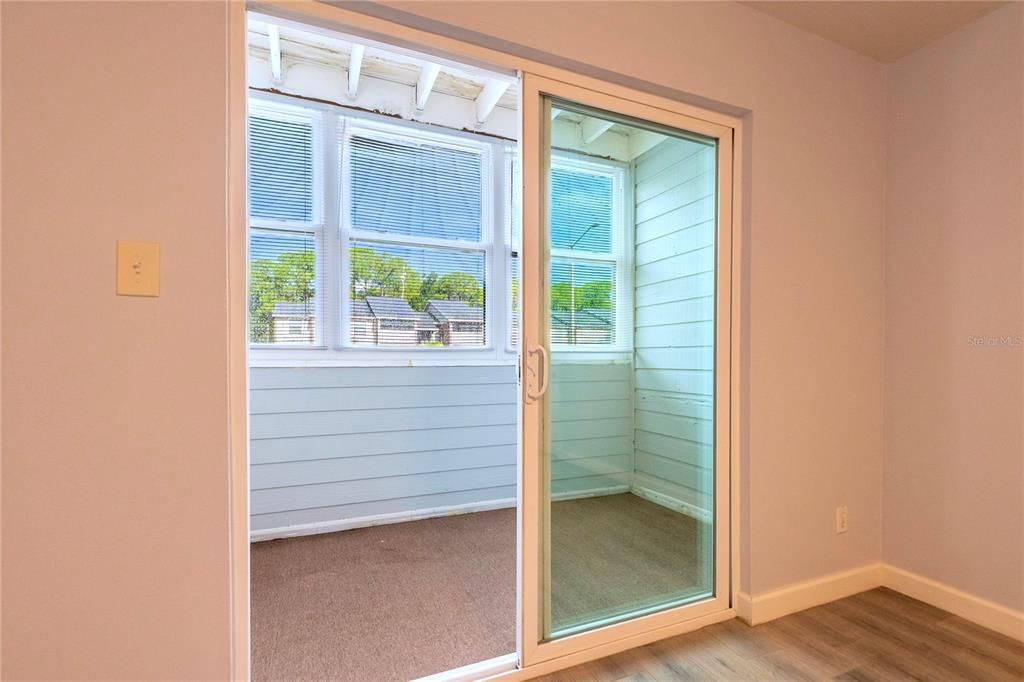 For Rent: $1,425 (1 beds, 1 baths, 525 Square Feet)