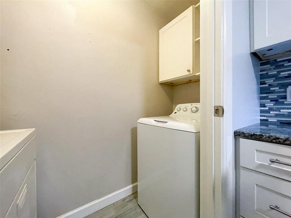 For Rent: $1,425 (1 beds, 1 baths, 525 Square Feet)