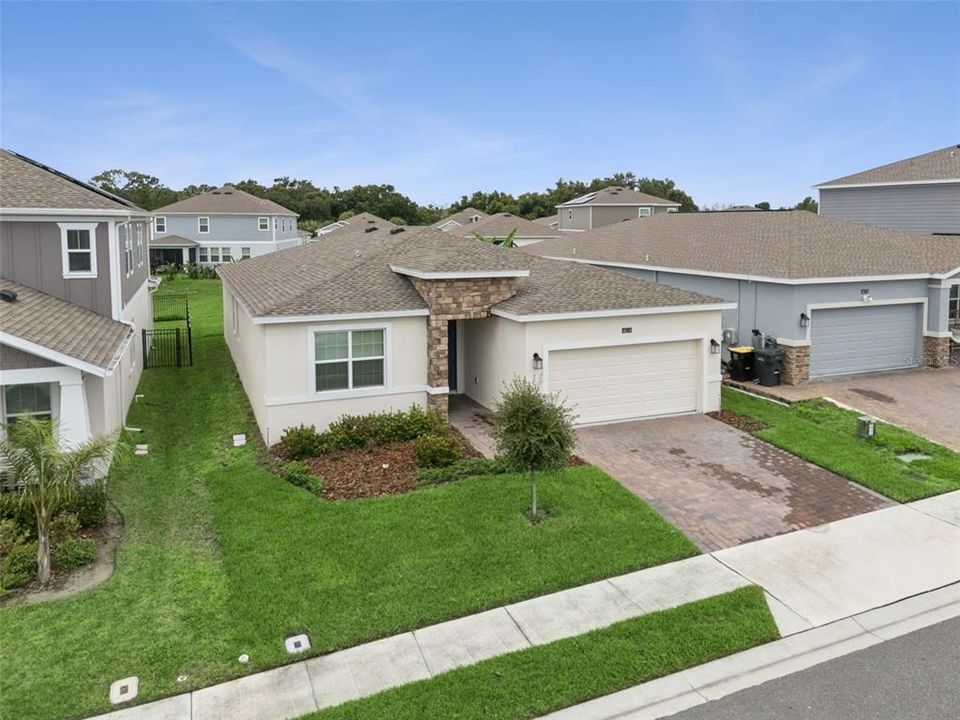 For Sale: $440,000 (4 beds, 3 baths, 2109 Square Feet)