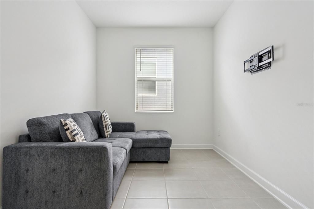 For Sale: $440,000 (4 beds, 3 baths, 2109 Square Feet)