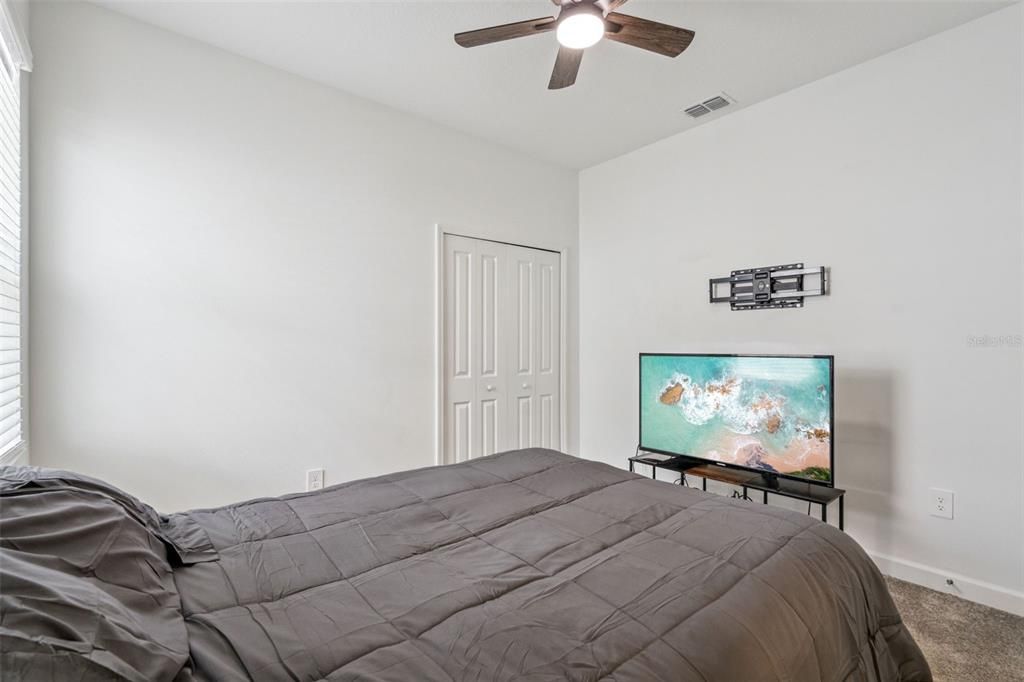 For Sale: $440,000 (4 beds, 3 baths, 2109 Square Feet)