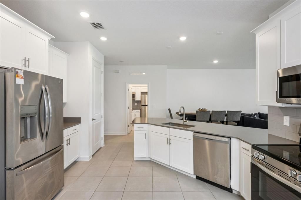 For Sale: $440,000 (4 beds, 3 baths, 2109 Square Feet)
