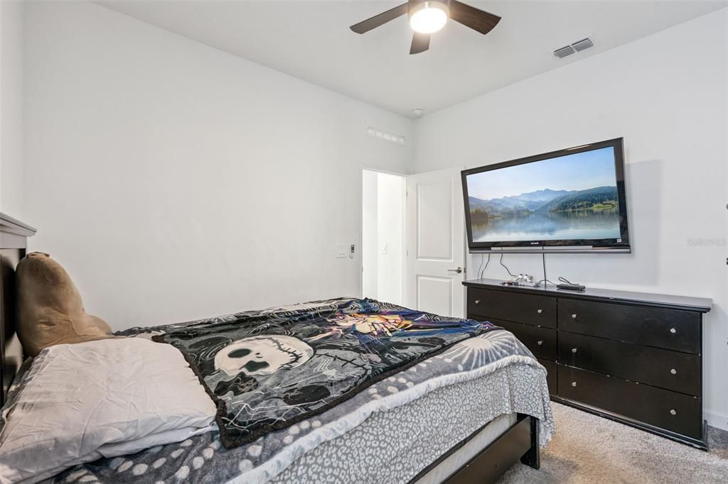 For Sale: $440,000 (4 beds, 3 baths, 2109 Square Feet)