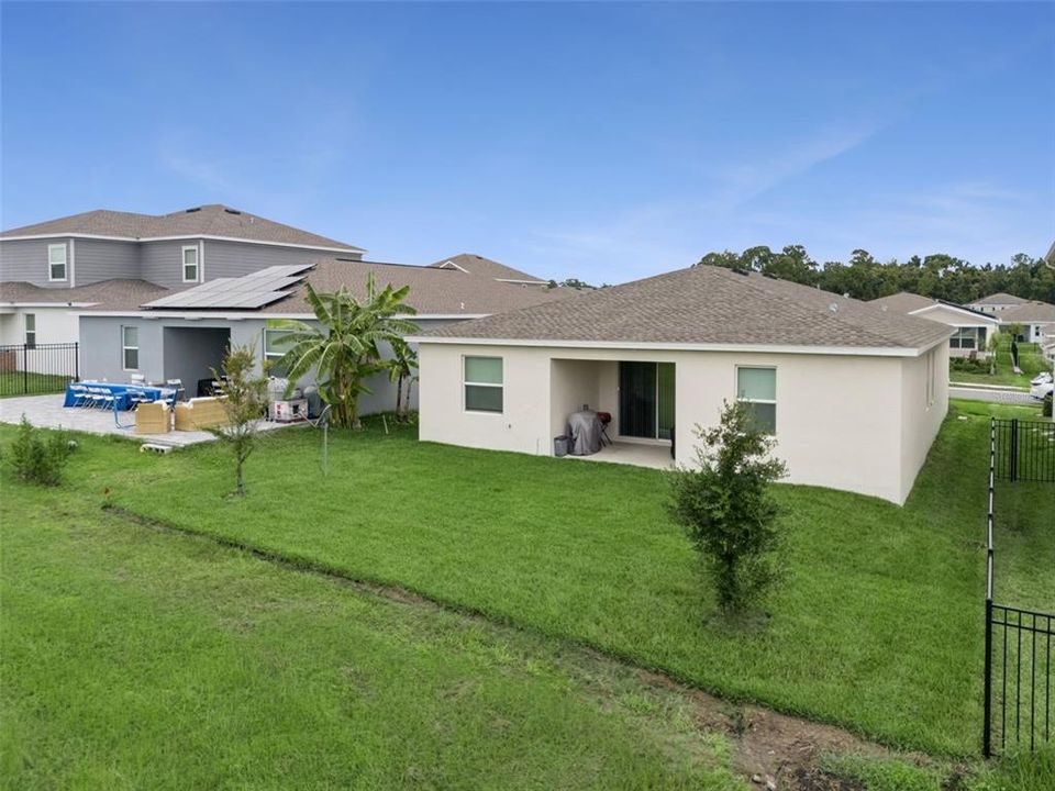 For Sale: $440,000 (4 beds, 3 baths, 2109 Square Feet)