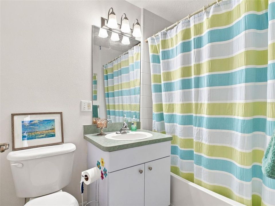For Sale: $548,900 (4 beds, 4 baths, 1913 Square Feet)