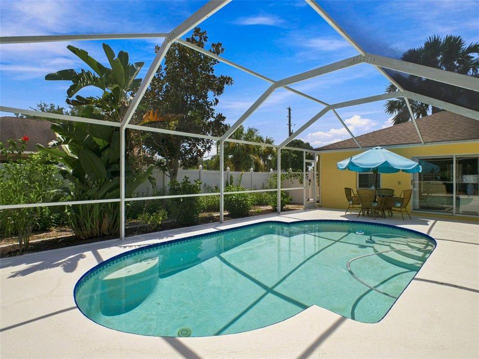 For Sale: $548,900 (4 beds, 4 baths, 1913 Square Feet)