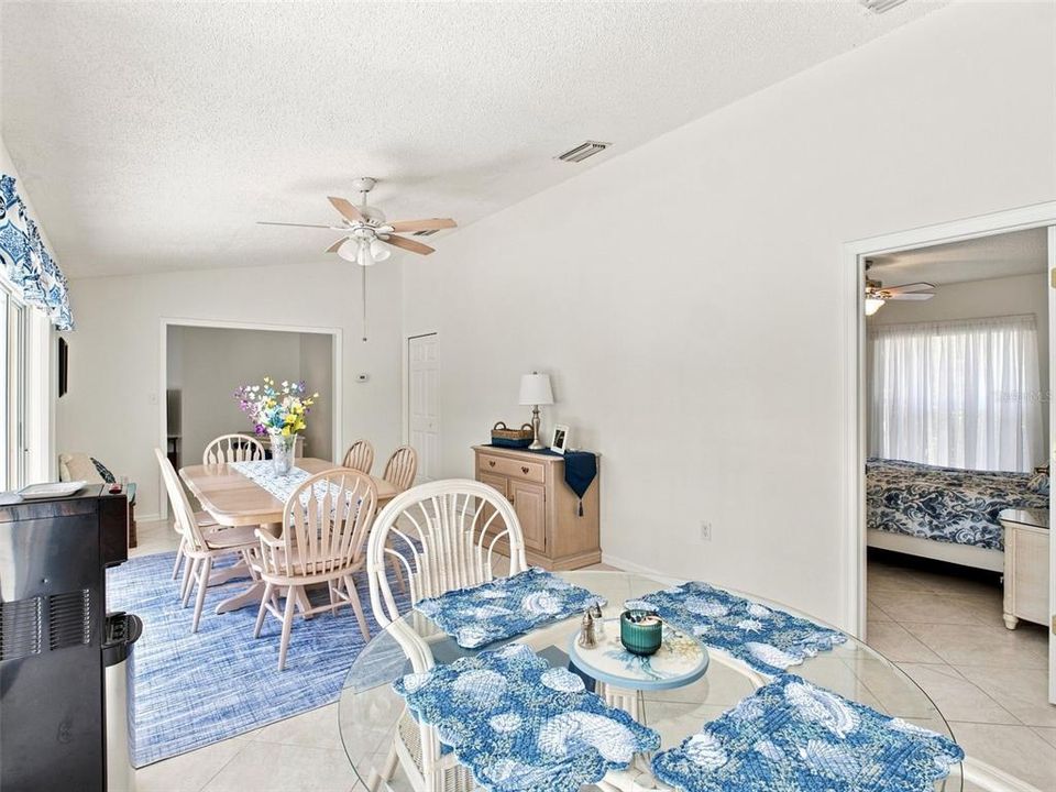 For Sale: $548,900 (4 beds, 4 baths, 1913 Square Feet)