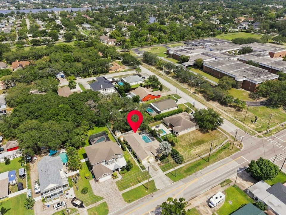 For Sale: $548,900 (4 beds, 4 baths, 1913 Square Feet)