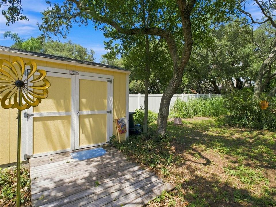 For Sale: $548,900 (4 beds, 4 baths, 1913 Square Feet)
