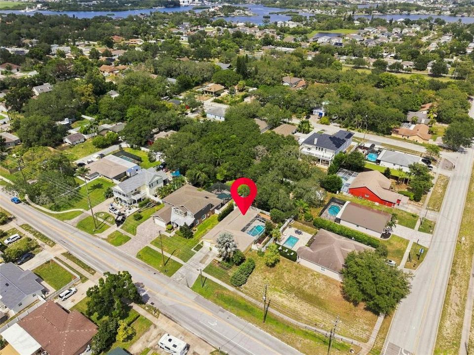 For Sale: $548,900 (4 beds, 4 baths, 1913 Square Feet)
