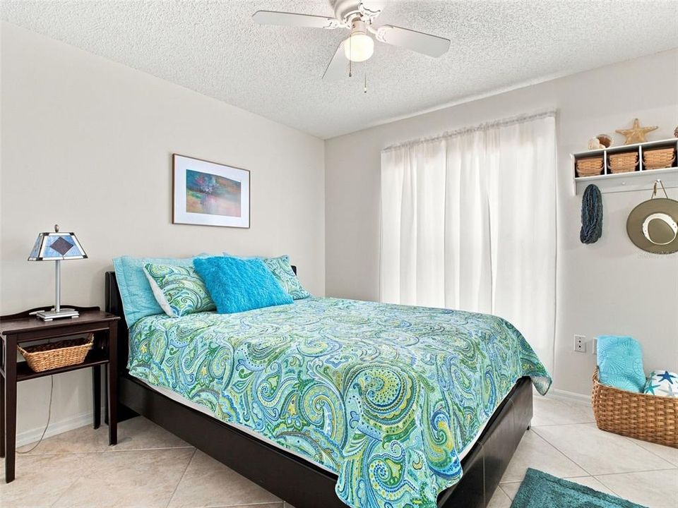 For Sale: $548,900 (4 beds, 4 baths, 1913 Square Feet)