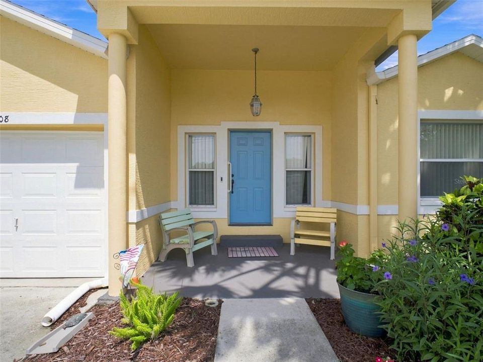 For Sale: $548,900 (4 beds, 4 baths, 1913 Square Feet)