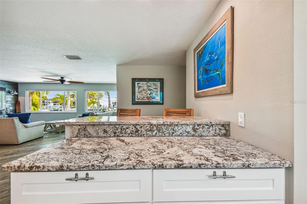 For Sale: $999,999 (3 beds, 3 baths, 2003 Square Feet)