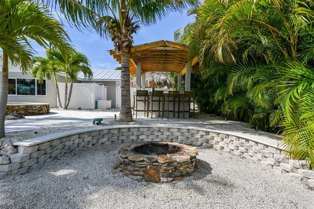 For Sale: $999,999 (3 beds, 3 baths, 2003 Square Feet)